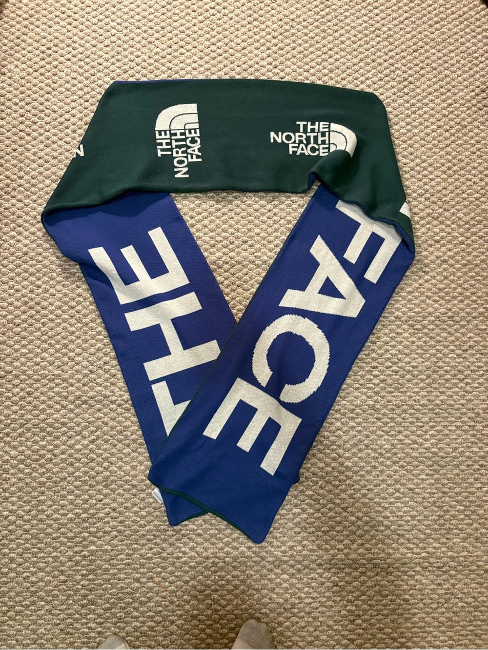 The Northface Color Block Scarf TNF Blue / Green OS Big Logo 96” x 12”